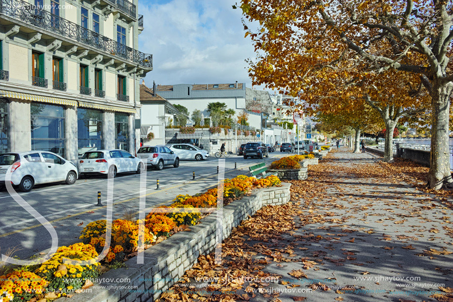 embankment of town of Vevey and Lake Geneva, canton of Vaud, Switzerland