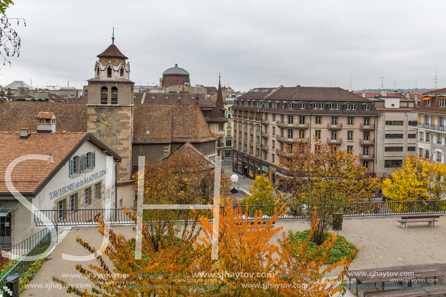 Amazing Autumn Panorama to city of Geneva, Switzerland