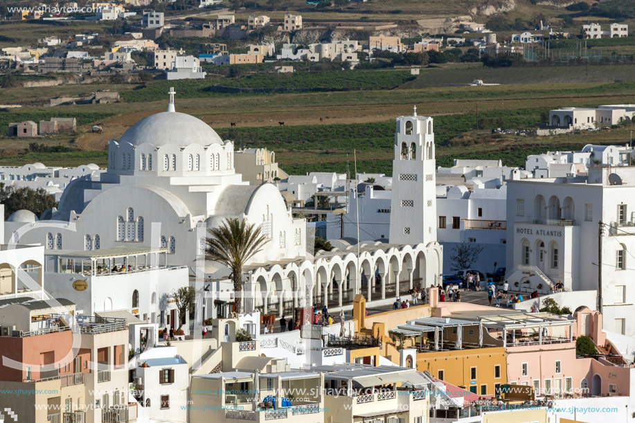 White Church town of Fira, Santorini island, Thira, Cyclades, Greece