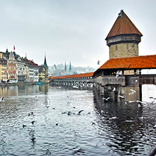Chapel Bridge over Reuss River, Lucerne, Switzerland