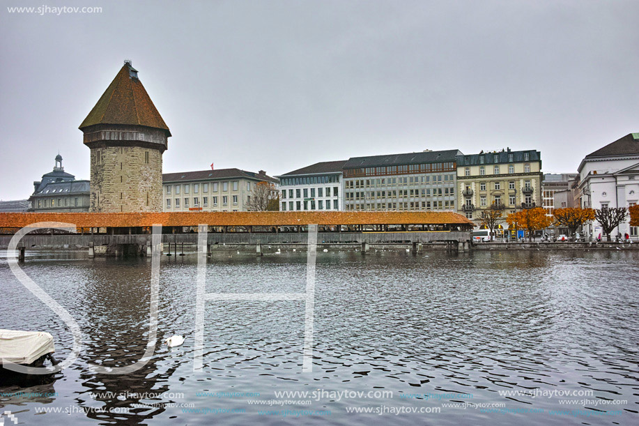 Chapel Bridge over Reuss River, Lucerne, Switzerland