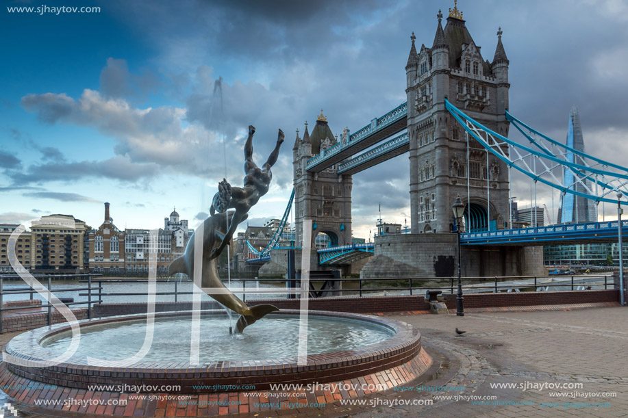 Sunset view of Tower Bridge in London, England, United Kingdom