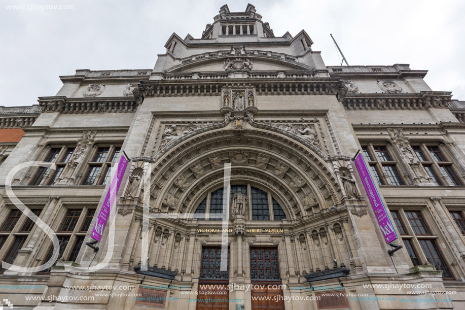 Entrance of Victoria and Albert Museum, London, Great Britain