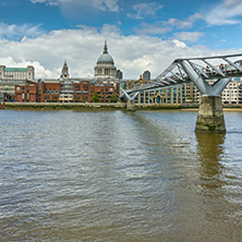 Amazing view of St. Paul"s Cathedral from Thames river, London, England, Great Britain