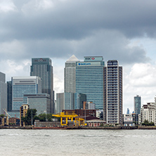 LONDON, ENGLAND - JUNE 17 2016: Canary Wharf view from Greenwich, London, England, Great Britain