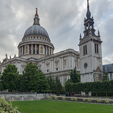 LONDON, ENGLAND - JUNE 17 2016: Amazing view of St. Paul Cathedral in London, Great Britain