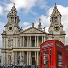 LONDON, ENGLAND - JUNE 17 2016: Amazing view of St. Paul Cathedral in London, Great Britain
