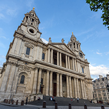 LONDON, ENGLAND - JUNE 17 2016: Amazing view of St. Paul Cathedral in London, Great Britain