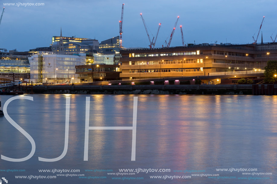 LONDON, ENGLAND - JUNE 17 2016: Night Photo of Thames River and skyscrapers,  London, Great Britain