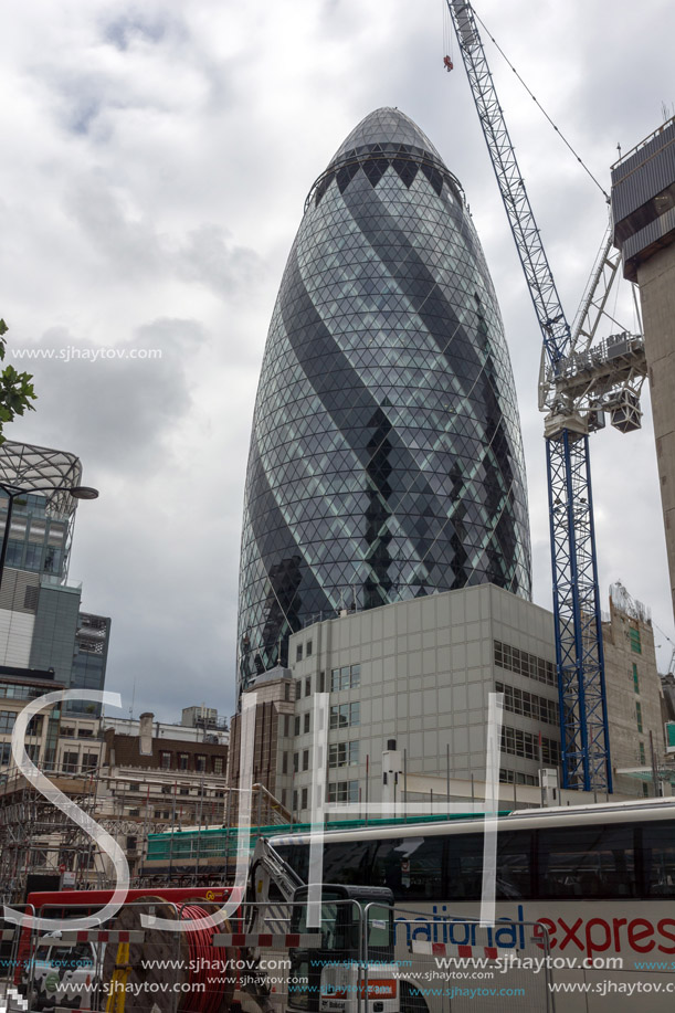 LONDON, ENGLAND - JUNE 18 2016: Amazing view of Business Building in City of London, Great Britain