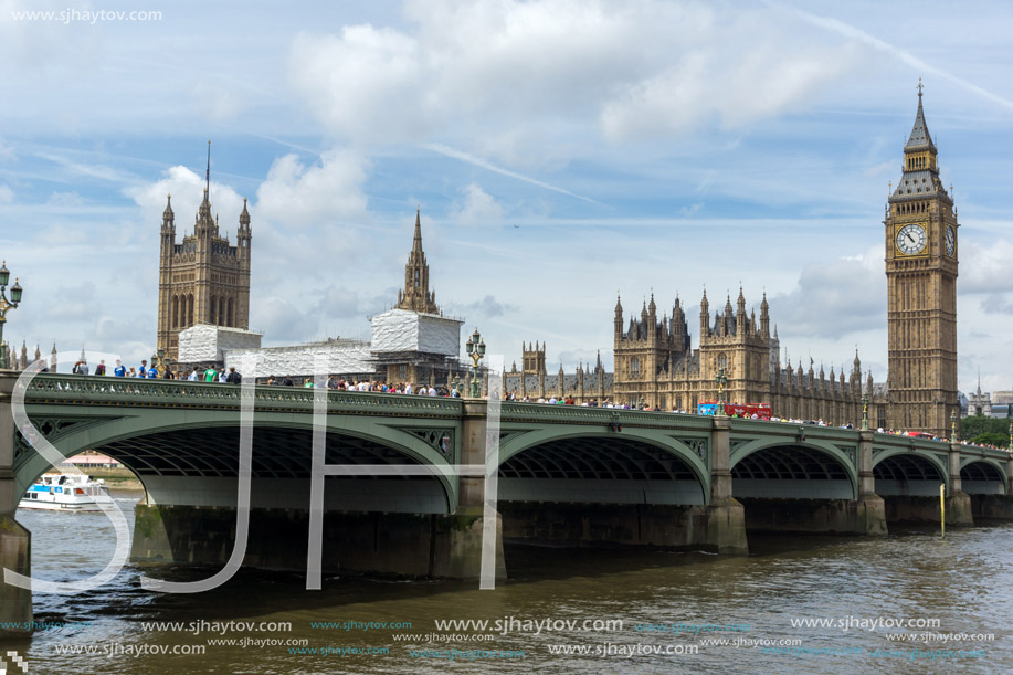 LONDON, ENGLAND - JUNE 19 2016: Cityscape of Westminster Palace and Thames River, London, England, United Kingdom