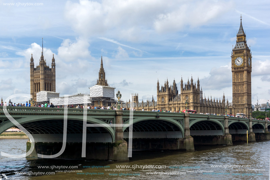 LONDON, ENGLAND - JUNE 19 2016: Cityscape of Westminster Palace and Thames River, London, England, United Kingdom
