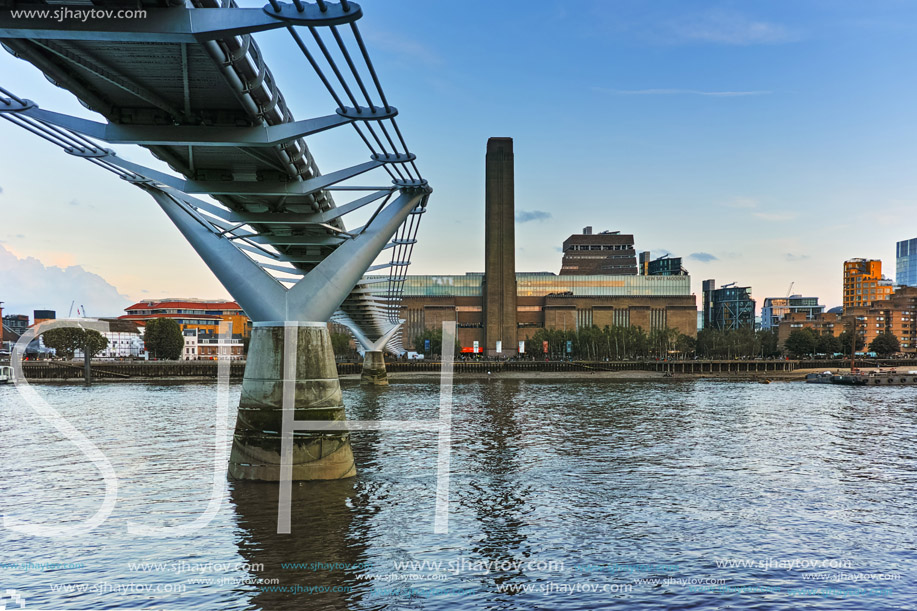 Sunset panorama of city of London and Thames river, England, Great Britain