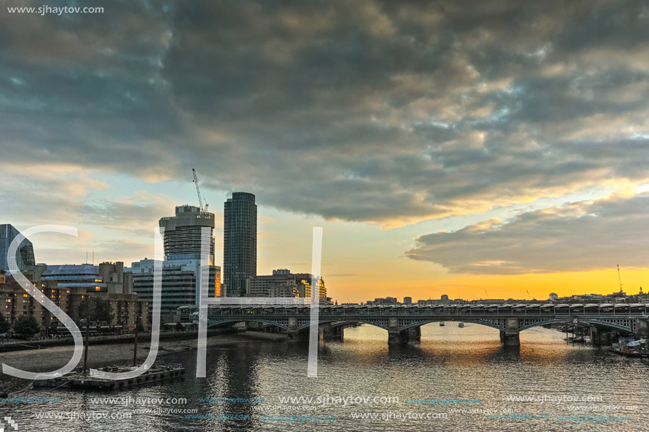 Sunset panorama of city of London and Thames river, England, Great Britain