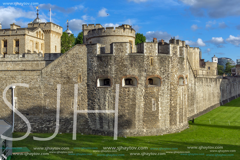 LONDON, ENGLAND - JUNE 15 2016: Sunset view of Historic Tower of London, England, Great Britain