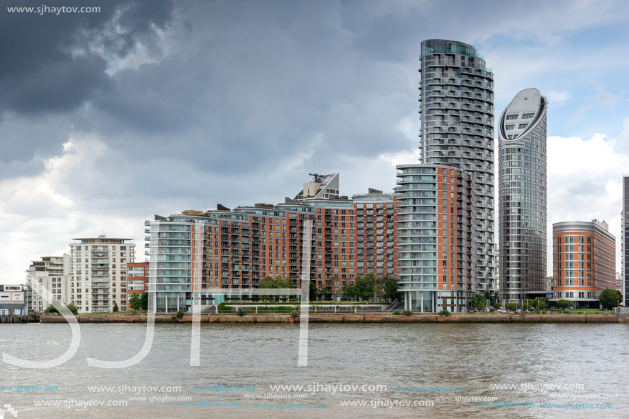 LONDON, ENGLAND - JUNE 17 2016: Canary Wharf view from Greenwich, London, England, Great Britain