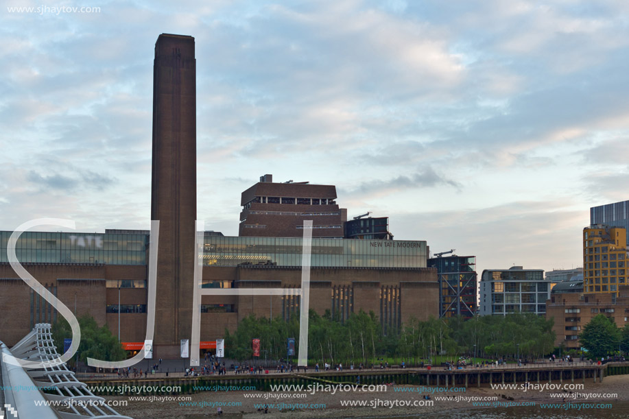 LONDON, ENGLAND - JUNE 18, 2016: Twilight on Tate Modern Gallery in London, United Kingdom