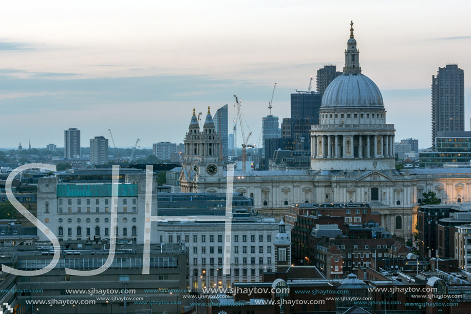 LONDON, ENGLAND - JUNE 18, 2016: Amazing Sunset panorama from Tate modern Gallery to city of London, England, Great Britain