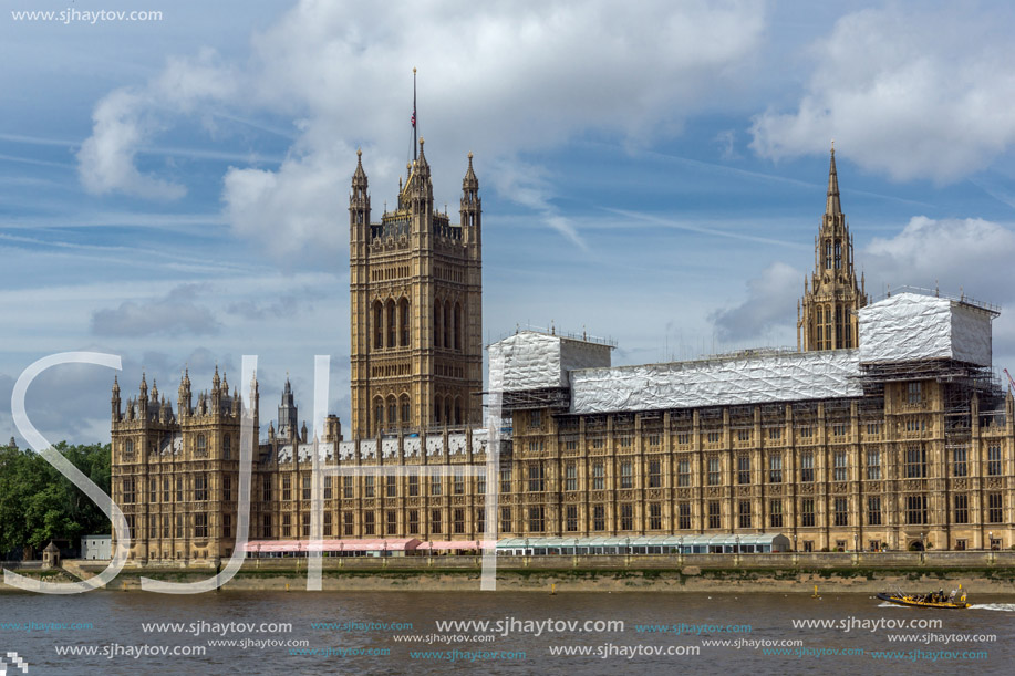 LONDON, ENGLAND - JUNE 19 2016: Cityscape of Westminster Palace and Thames River, London, England, United Kingdom