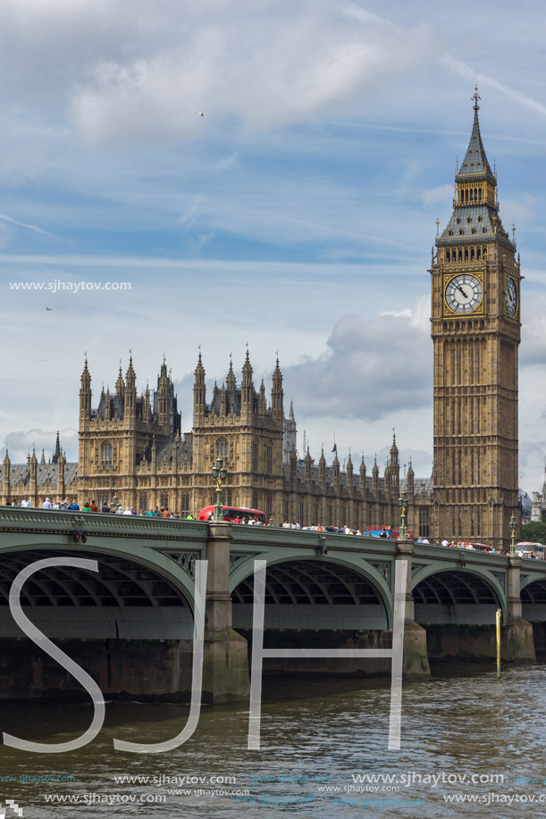 LONDON, ENGLAND - JUNE 19 2016: Cityscape of Westminster Palace, Thames River and Big Ben, London, England, United Kingdom