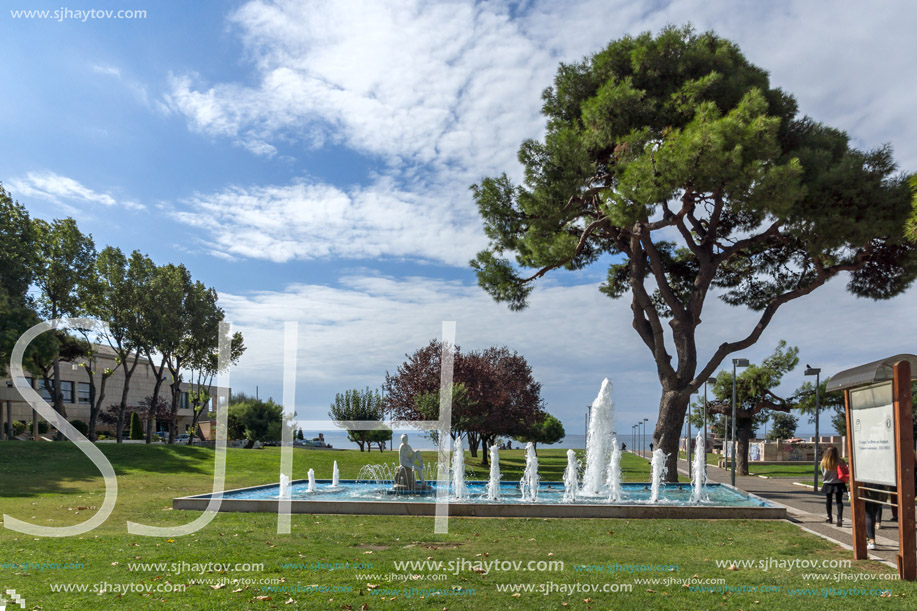 THESSALONIKI, GREECE - SEPTEMBER 30, 2017:  Amazing view of embankment of city of Thessaloniki, Central Macedonia, Greece