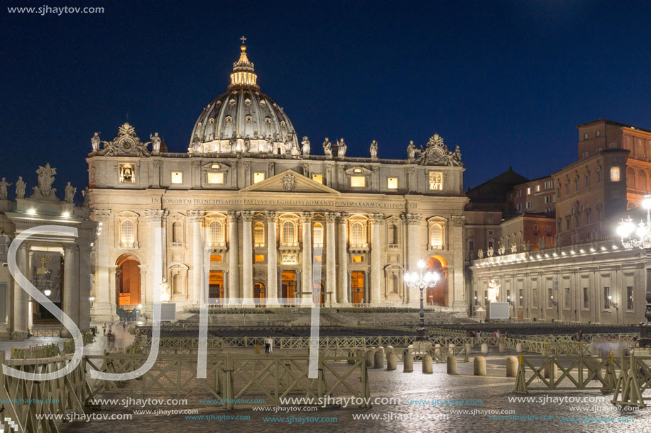 Amazing Night photo of Vatican and St. Peter"s Basilica in Rome, Italy