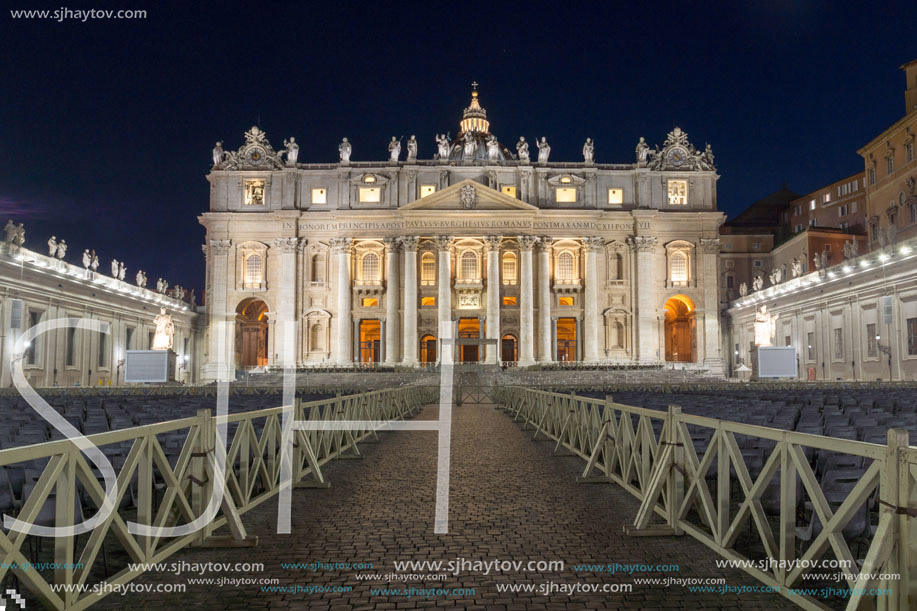 Amazing Night photo of Vatican and St. Peter"s Basilica in Rome, Italy