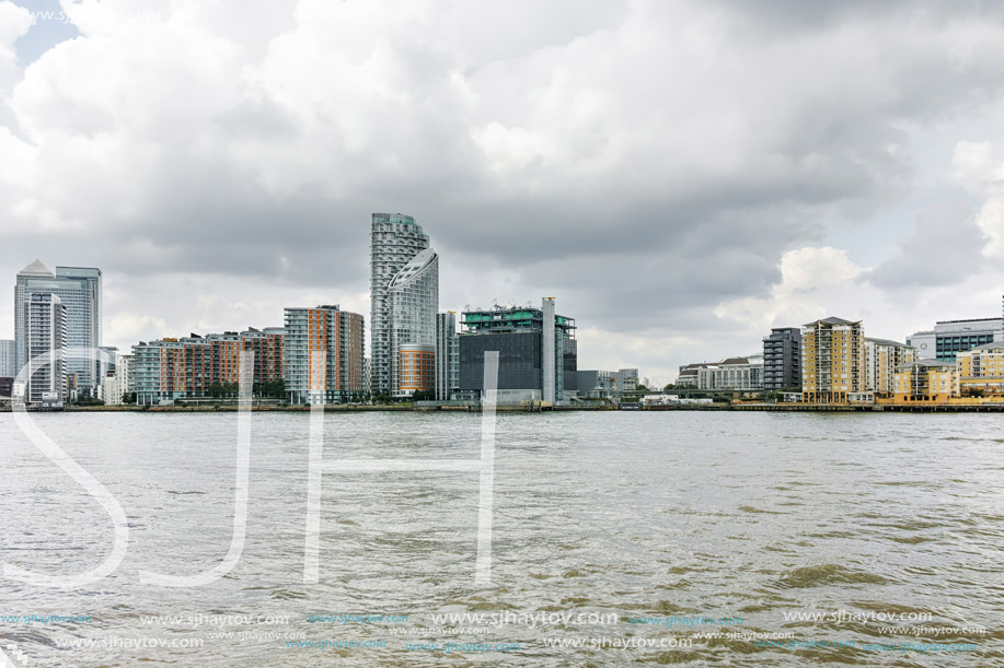 LONDON, ENGLAND - JUNE 17 2016: Canary Wharf view from Greenwich, London, England, Great Britain