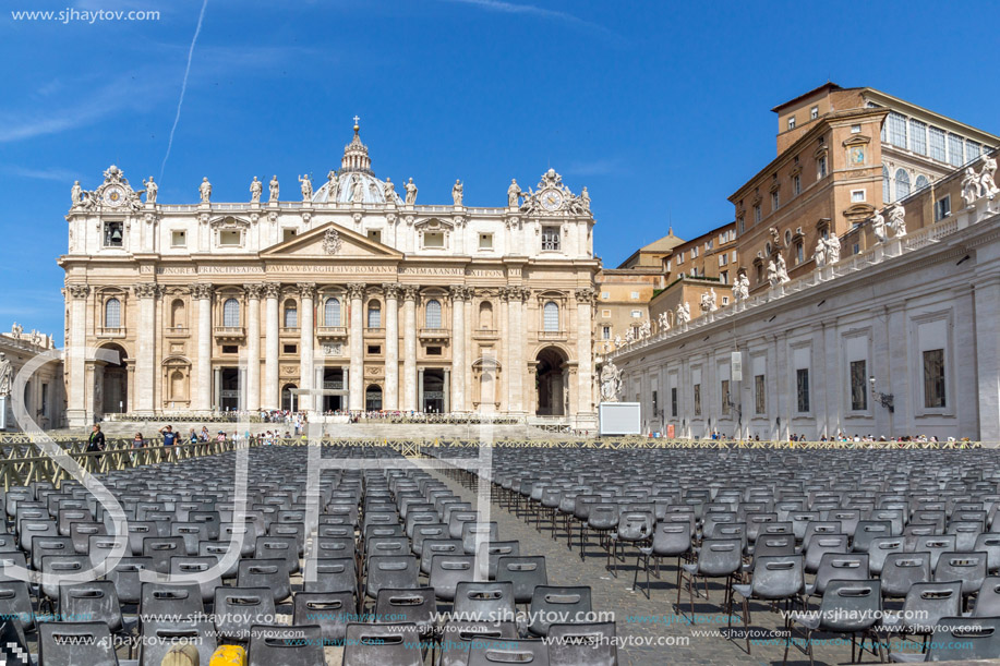 ROME, ITALY - JUNE 23, 2017: Amazing view of Saint Peter"s Square and St. Peter"s Basilica in Rome, Italy