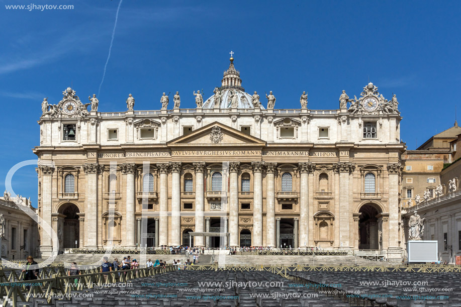 ROME, ITALY - JUNE 23, 2017: Amazing view of Saint Peter"s Square and St. Peter"s Basilica in Rome, Italy