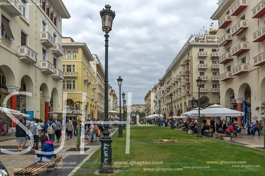 THESSALONIKI, GREECE - SEPTEMBER 30, 2017: People  walking at Aristotelous Square  in the center of city of Thessaloniki, Central Macedonia, Greece