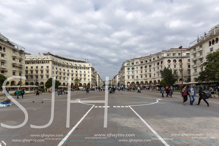 THESSALONIKI, GREECE - SEPTEMBER 30, 2017: People  walking at Aristotelous Square  in the center of city of Thessaloniki, Central Macedonia, Greece