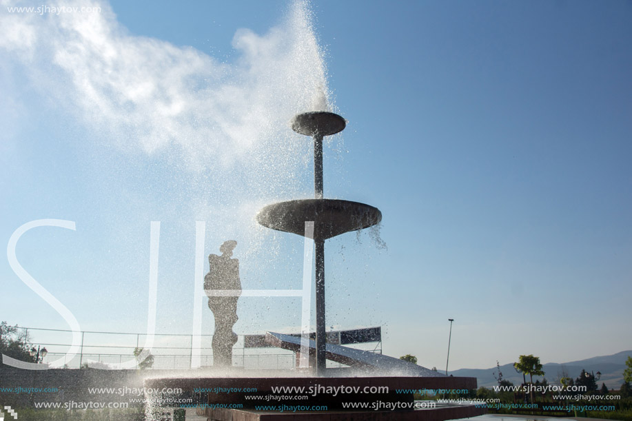 SAPAREVA BANYA, BULGARIA- AUGUST 13, 2013: The geyser with hot water in Spa Resort of Sapareva Banya, Bulgaria