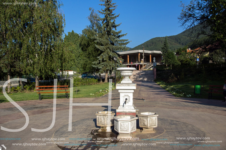 SAPAREVA BANYA, BULGARIA- AUGUST 13, 2013: The geyser with hot water in Spa Resort of Sapareva Banya, Bulgaria