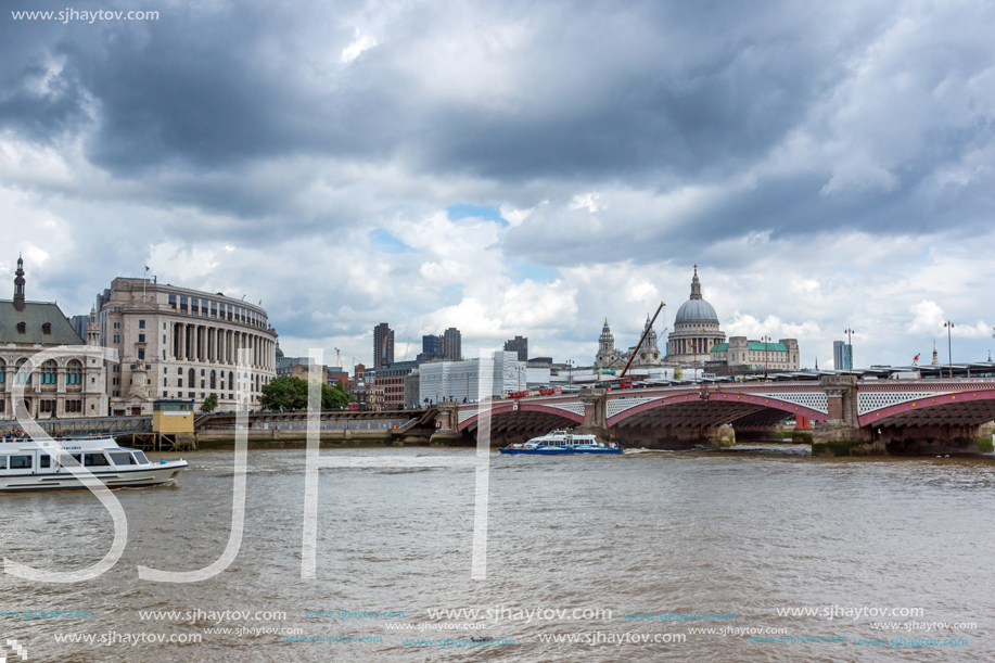 LONDON, ENGLAND - JUNE 15 2016:  Panoramic view of Thames river and City of London, Great Britain