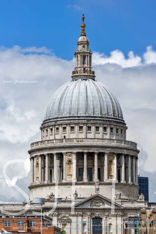 LONDON, ENGLAND - JUNE 15 2016: Amazing view of St. Paul Cathedral in London, England, Great Britain