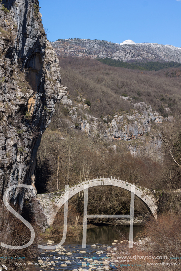 Amazing landscape of Bridge of Kontodimos or Lazaridis in Vikos gorge and Pindus Mountains, Zagori, Epirus, Greece