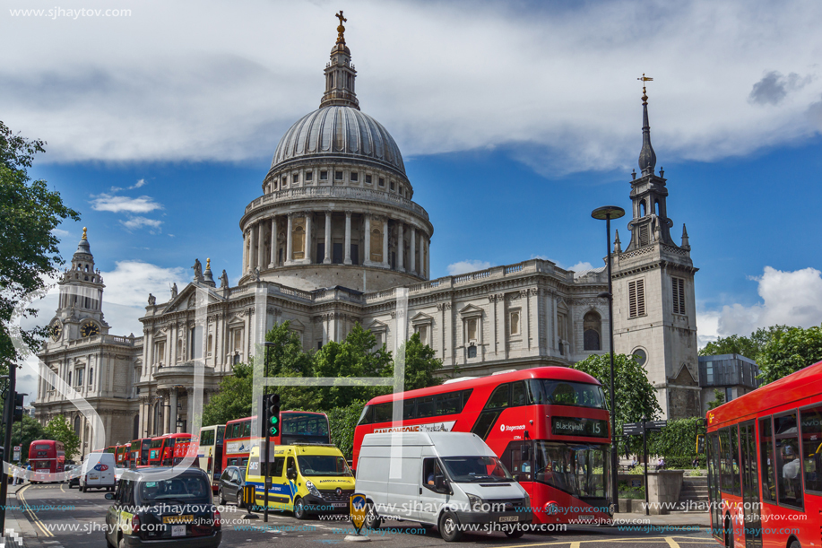 LONDON, ENGLAND - JUNE 15, 2016: Amazing view of St. Paul Cathedral in London, Great Britain