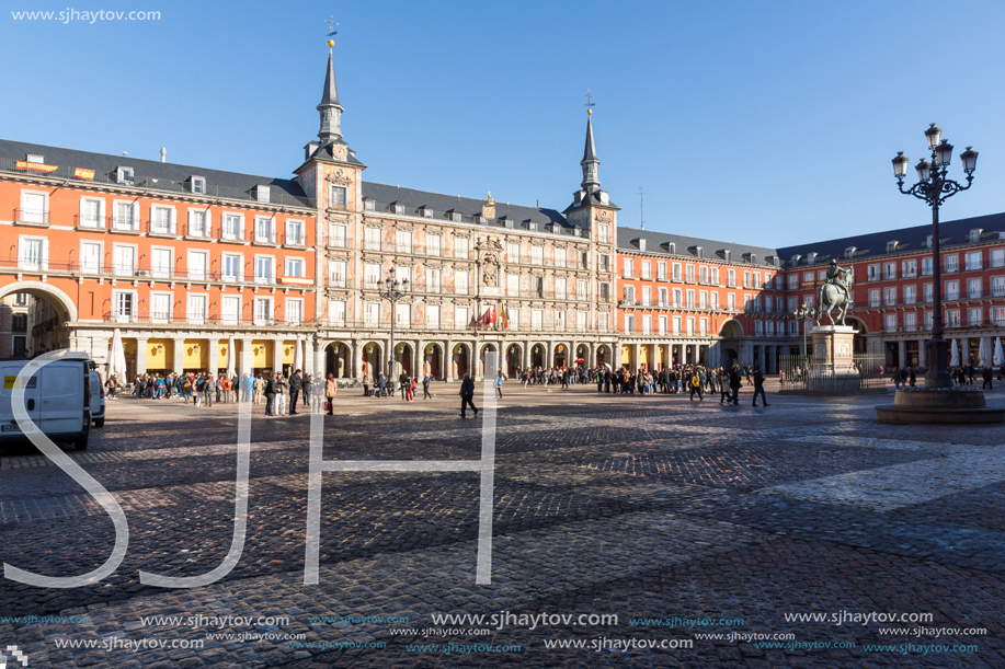 MADRID, SPAIN - JANUARY 22, 2018:  Plaza Mayor with statue of King Philips III in Madrid, Spain