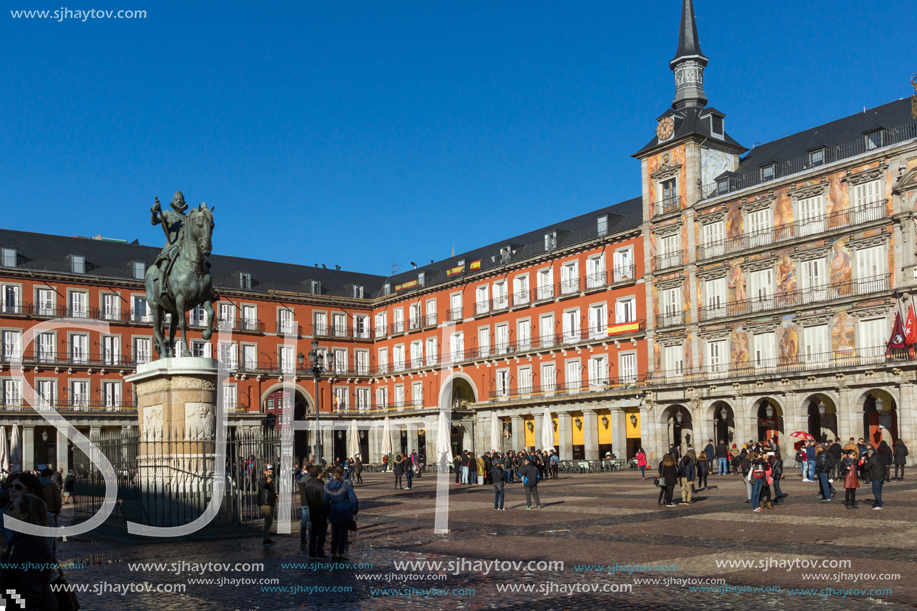 MADRID, SPAIN - JANUARY 22, 2018:  Plaza Mayor with statue of King Philips III in Madrid, Spain