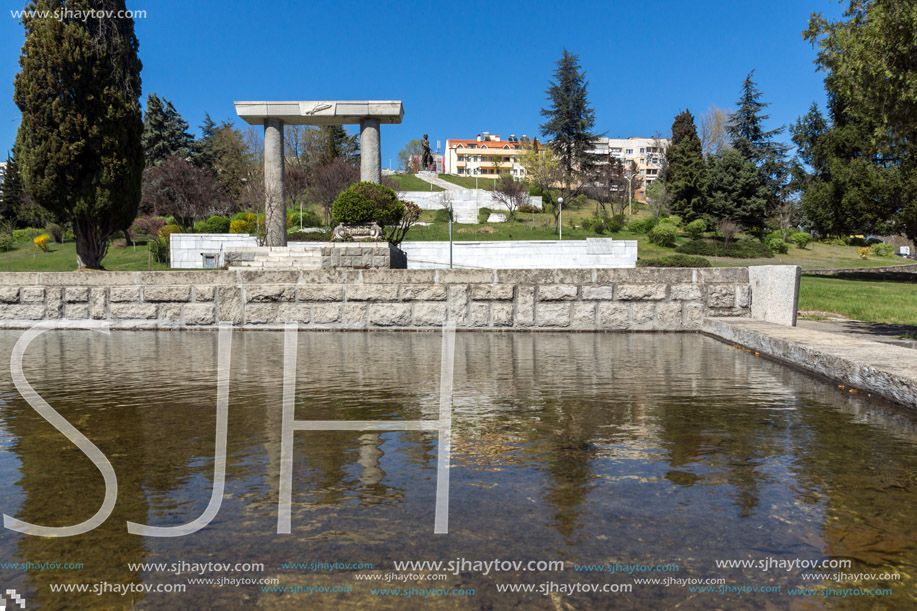 SANDANSKI, BULGARIA - APRIL 4, 2018: Monument and The statue of Spartacus in town of Sandanski, Bulgaria