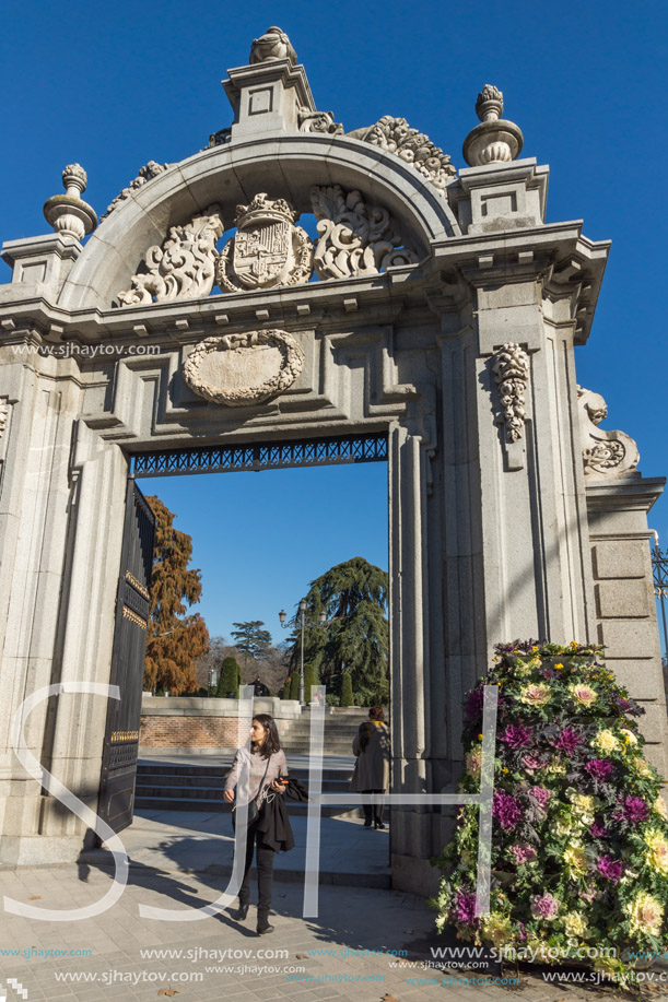 MADRID, SPAIN - JANUARY 22, 2018: Puerta Felipe IV and Plaza Parterre in The Retiro Park in City of Madrid, Spain