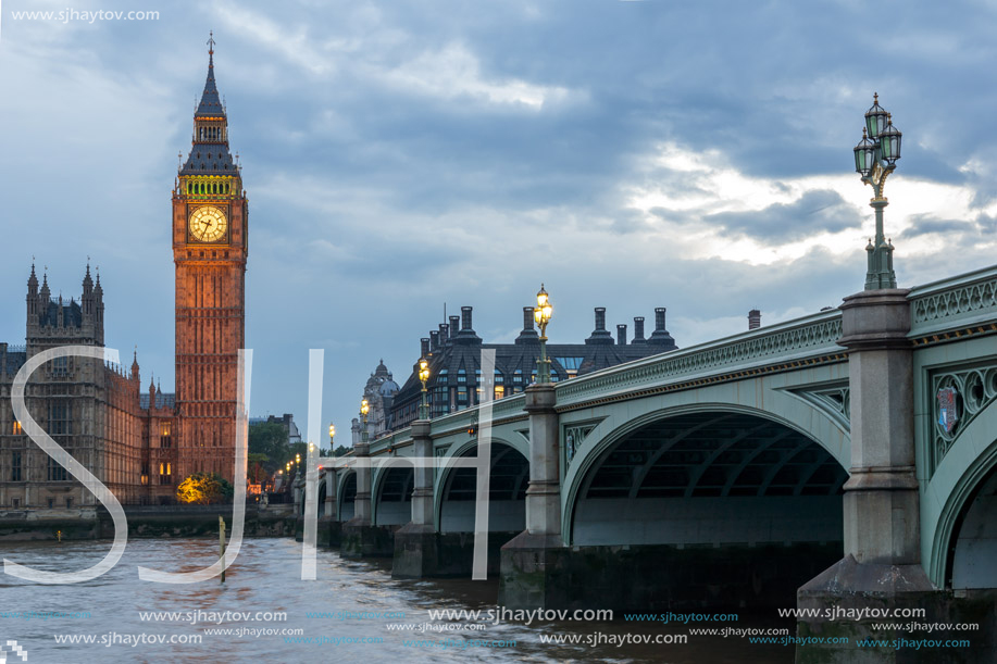 LONDON, ENGLAND - JUNE 16 2016: Night photo of Houses of Parliament with Big Ben from Westminster bridge, London, England, Great Britain