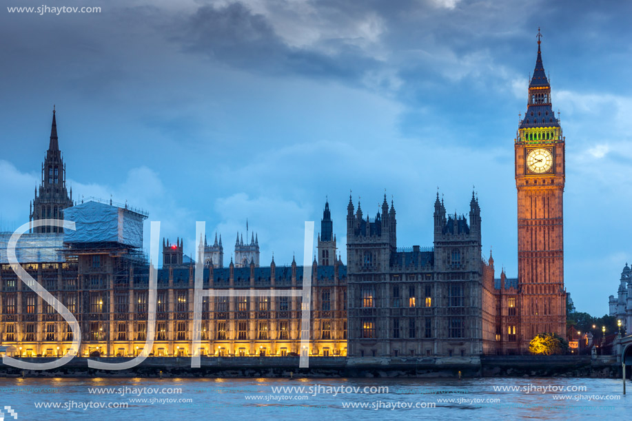 LONDON, ENGLAND - JUNE 16 2016: Night photo of Houses of Parliament with Big Ben from Westminster bridge, London, England, Great Britain