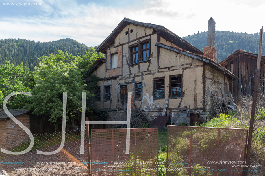 FOTINOVO, BULGARIA - MAY 5, 2018: Typical streets of village of Fotinovo in Rhodopes Mountain, Pazardzhik region, Bulgaria