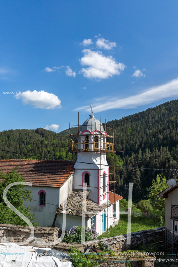 FOTINOVO, BULGARIA - MAY 5, 2018: Typical streets of village of Fotinovo in Rhodopes Mountain, Pazardzhik region, Bulgaria