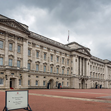LONDON, ENGLAND - JUNE 17, 2016: Buckingham Palace London, England, Great Britain