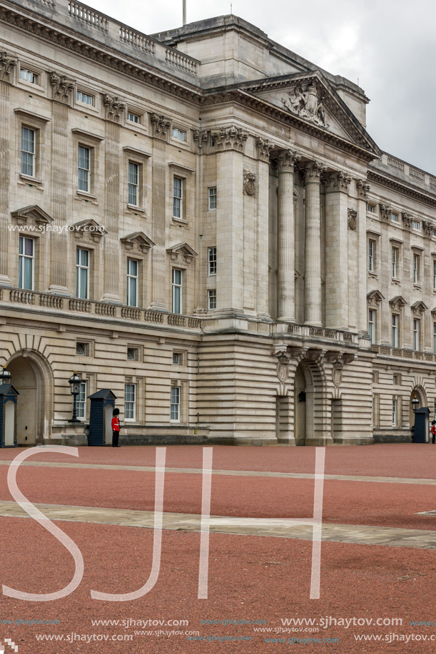 LONDON, ENGLAND - JUNE 17, 2016: Buckingham Palace London, England, Great Britain