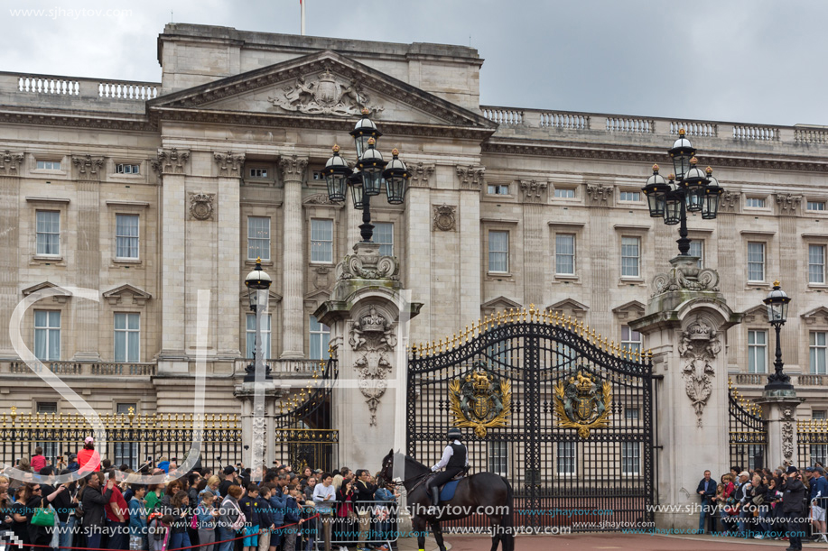 LONDON, ENGLAND - JUNE 17, 2016: Buckingham Palace London, England, Great Britain