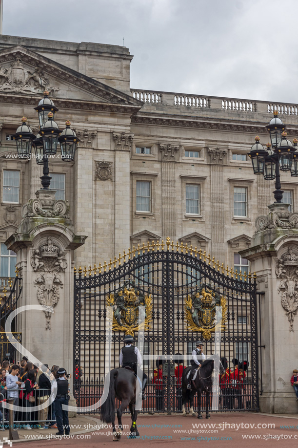 LONDON, ENGLAND - JUNE 17, 2016: Buckingham Palace London, England, Great Britain